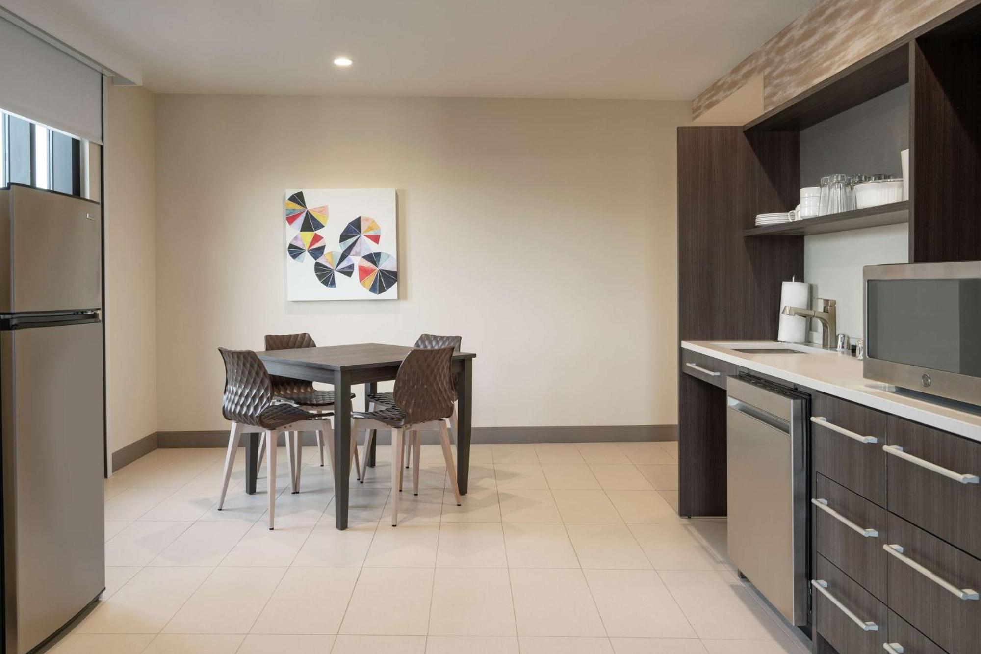 Home2 Suites By Hilton Woodland Hills Los Angeles Kültér fotó